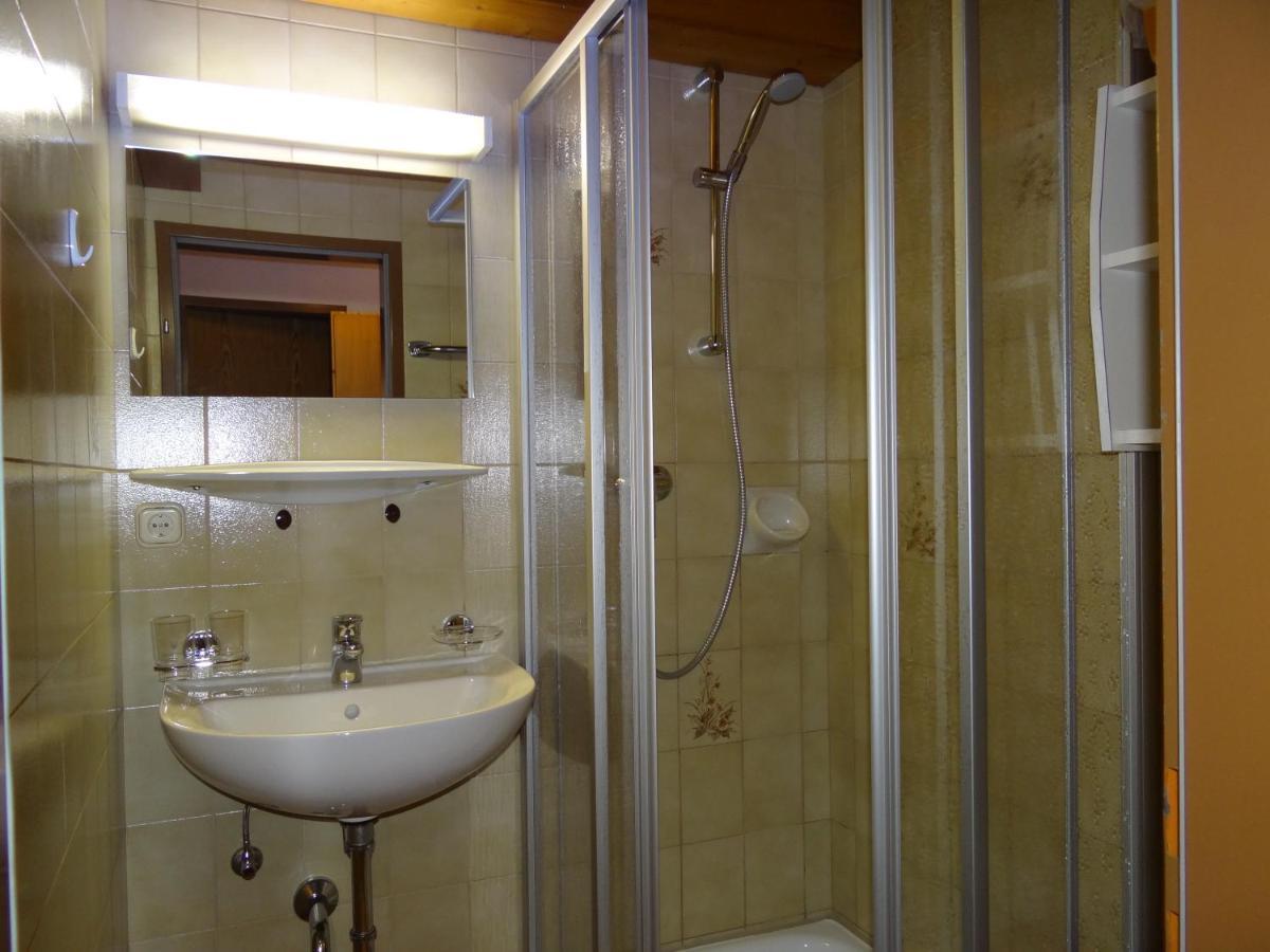 Ferienwohnungen Hinteranger Tux Habitación foto